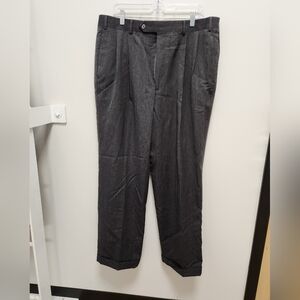 Brooks Brothers Men’s Charcoal Pleated Dress Slacks | Made in USA 38x31